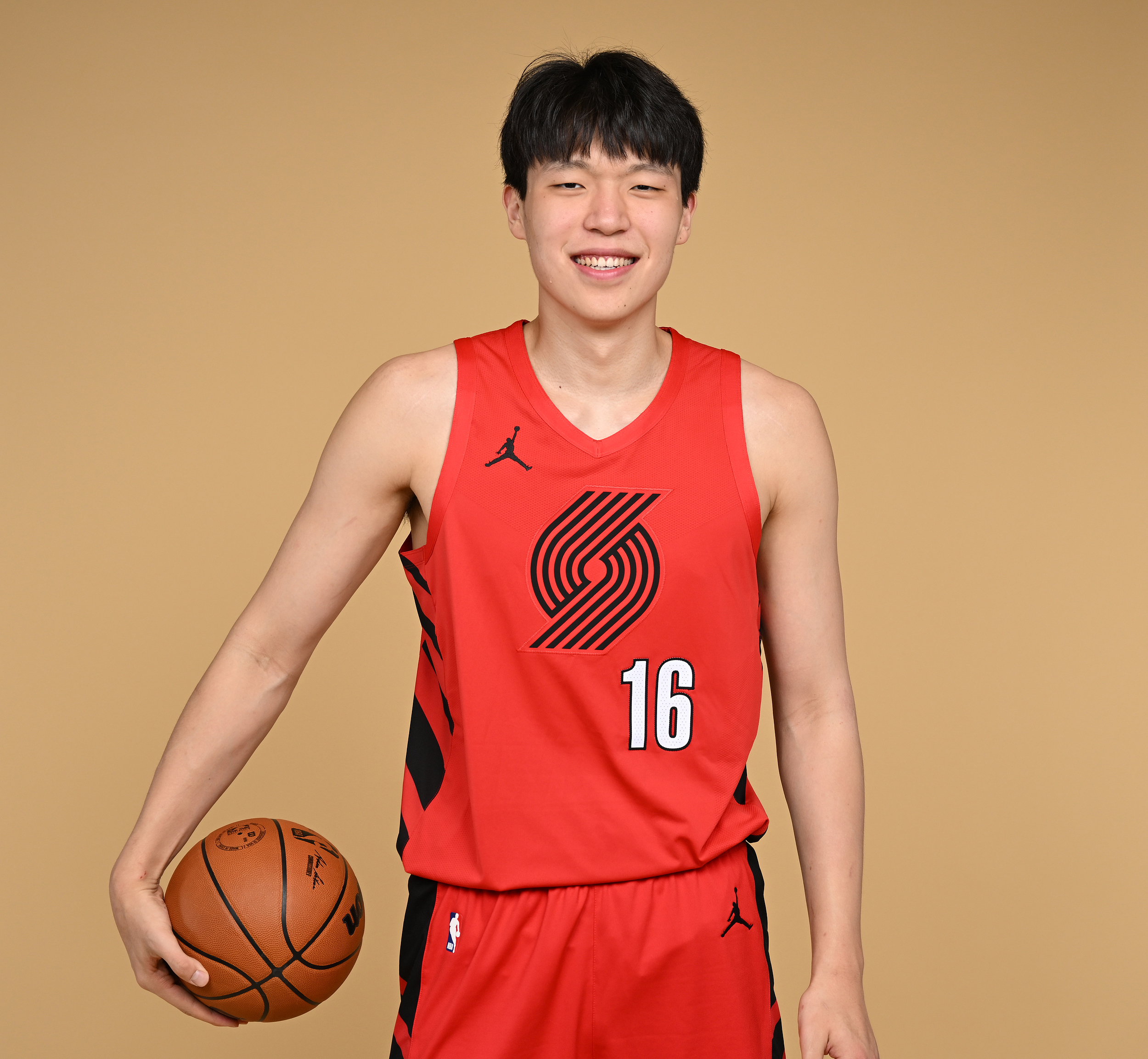 杨瀚森2.jpg